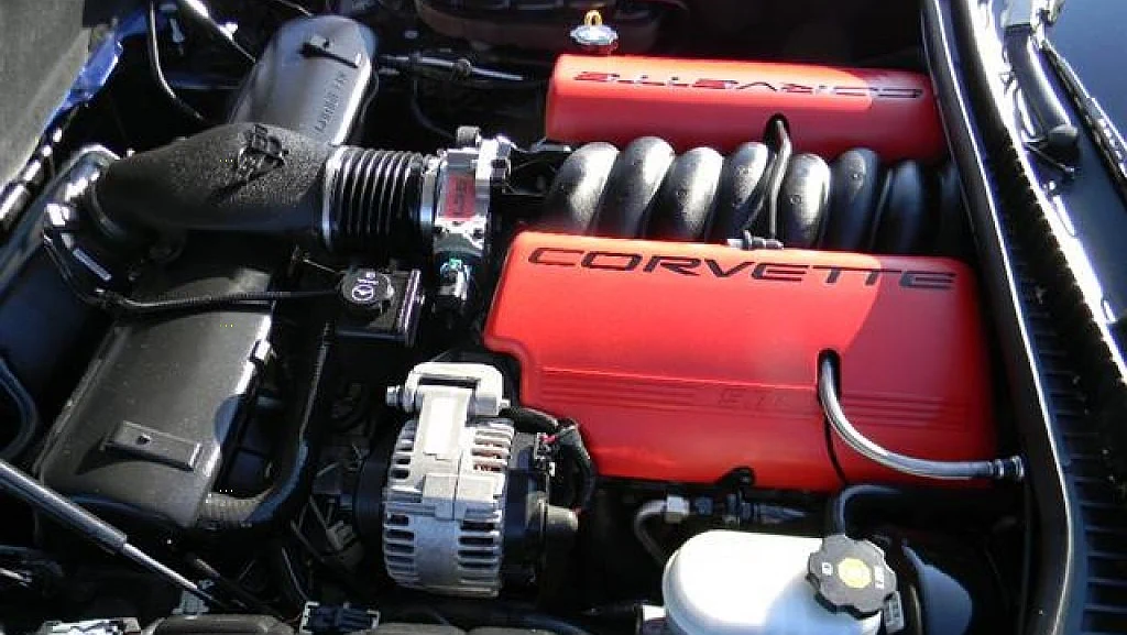Corvette Generations/C5/C5 2004 Z06 Engine.webp